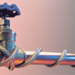 Cum se instalează un cablu de la un stâlp la o casă