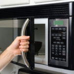 Kodėl įjungus skalbimo mašiną arba skalbyklei veikiant perdega saugiklis, RCD arba difaktorius?
